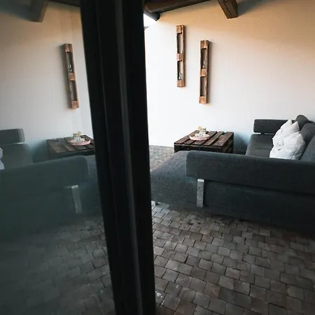Landart-appartements Daire Virgen